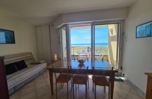 Saint-Jean-de-Monts Apartment | Sea View Apartment with Pool Steps from the Beach