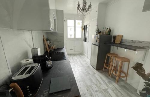 Quartier de Javel Apartment | Elegant 4-Star Apartment Near Porte de Versailles