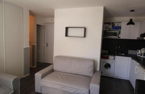 Bagneres-de-Luchon Apartment | Cozy 2P Cabin with Balcony and Mountain View in Luchon