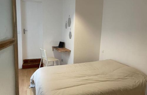 Janze Apartment | Cozy 2-Room Apartment - Rated 8.8 for Family Comfort