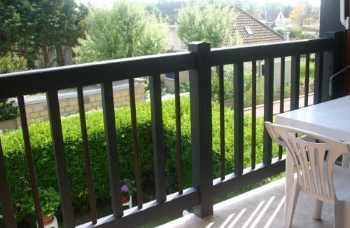 Varaville Apartment | Seaside Apartment with Balcony, Steps from Cabourg Beach