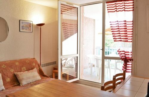 Cavaliere Beach Apartment | Cozy Apartment with Terrace, Close to Beach in Le Lavandou