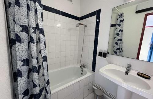 Leucate Apartment | Cozy 2-Bedroom Apartment for 6 at Port Leucate Naturisme