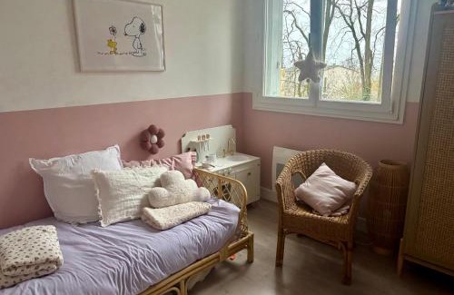 Le Mans Apartment | Guest Rated 9.3: Appartement 24H du Mans with Kitchen