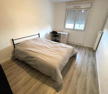 Troyes Apartment | Family-Friendly 3-Bedroom Apartment in Troyes