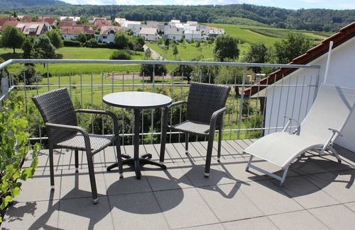Lehrensteinsfeld Apartment | Cozy Appartement 3 at Gästehaus Zum Wolffenturm