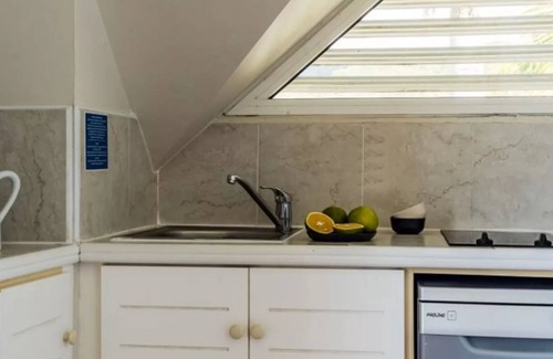 Tartane Apartment | Seaside 3-Bedroom Apartment with Pool and Family Amenities