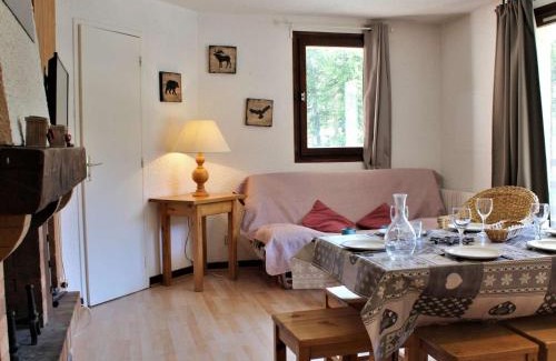 Risoul Apartment | Cozy 3-Room Apartment with Balcony and Pool Access