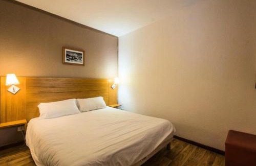 Orcieres-Merlette Hotel | Mountain View 3-Bedroom Apartment for Families and Groups