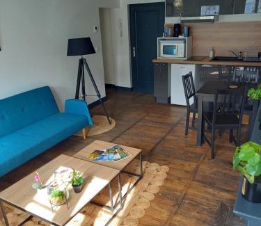 Tulle Apartment | Family-Friendly 3-Room Apartment in Historic Tulle