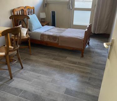 Rillieux-la-Pape Apartment | Cozy 3-Room Apartment for Families of Up to 5 Guests