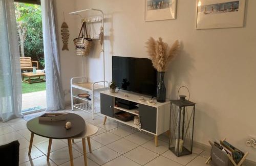 Narbonne-Plage Apartment | Beautifully Renovated Apartment with Garden & Pool Access