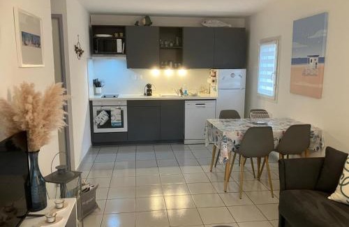 Narbonne-Plage Apartment | Beautifully Renovated Apartment with Garden & Pool Access