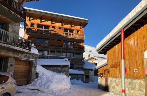 Les Almes Apartment | Comfortable Appartement Tignes for 8 – Perfect Family Retreat