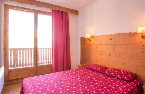 Puy-Saint-Vincent Apartment | Spacious 4-Room Apartment with Pool and Mountain Views