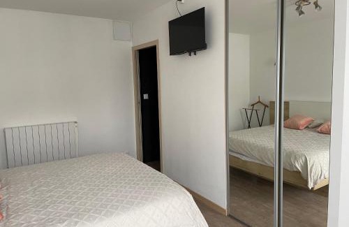 Vittel Apartment | Cozy Apartment Near Vittel Thermes & Spa - Rated 9.1/10