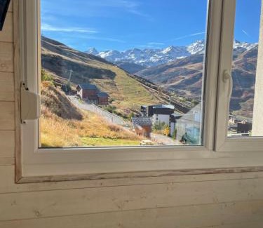 Reberty Apartment | Cozy 4-Person Apartment in Menuires - Pet & Child Friendly