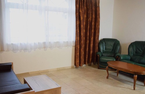 Podersdorf am See Apartment | Cozy 50m² Apartment with Kitchen – Rosenhof Appartementhaus D
