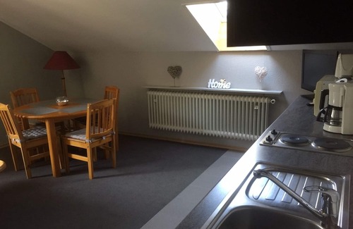 Bad Alexandersbad Apartment | Cozy Apartment in Scenic Rural Area with Breakfast Options