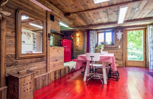 Demi-Quartier Apartment | Artistic Retreat in Megève with Stunning Mont Blanc Views