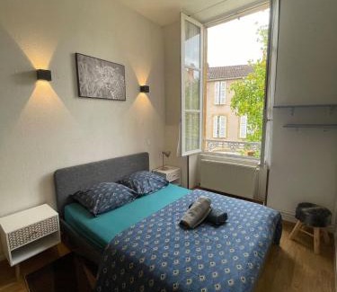 Paray-le-Monial Apartment | Family-Friendly Apartment for 6 in City Center