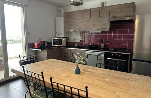 Le Rouet Apartment | Appartement 6 pers Prado Métro Parking gratuit et Wifi