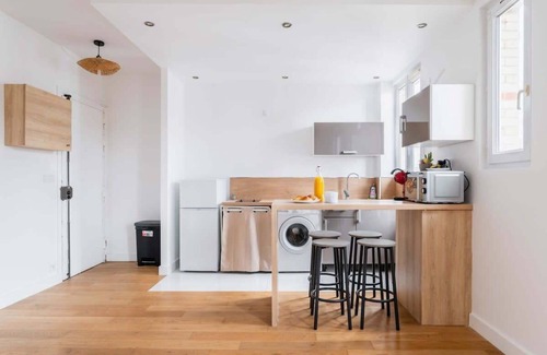12th Arrondissement Apartment | Cozy 60m2 Apartment for Families in Paris 12