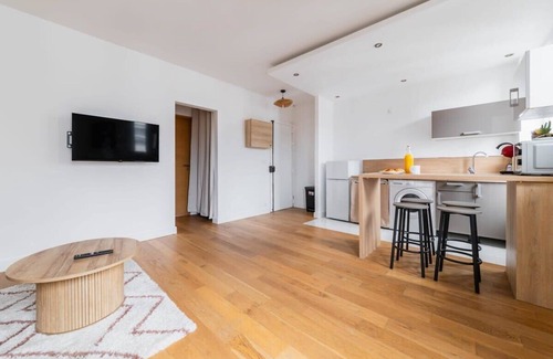 12th Arrondissement Apartment | Cozy 60m2 Apartment for Families in Paris 12