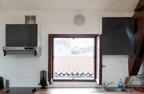 Saint-Etienne Apartment | Convenient Appartement 7 in Carmes, Toulouse - Family Friendly