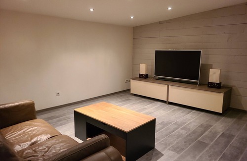 Saint-Sernin-du-Bois Apartment | Family-Friendly Appartement 80 M² in Beautiful Bourgogne