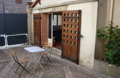 Champeix Apartment | Cozy Ground Floor Apartment with Child-Friendly Features