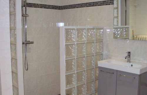 Champeix Apartment | Cozy Ground Floor Apartment with Child-Friendly Features