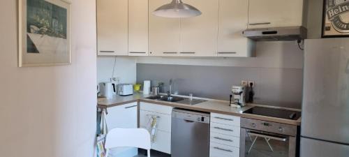 Couronne Urbaine Apartment | Charming Apartment in Aix Centre with Private Parking