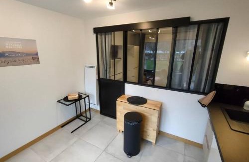 Aix-les-Bains Apartment | Scenic Aix les Bains Apartment Overlooking the Lake