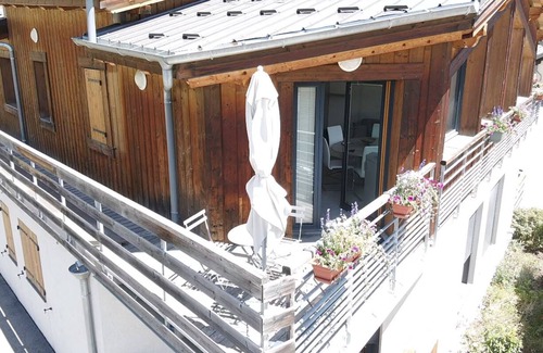 Lanslevillard Apartment | Guest Rated: 9.8 - Cozy Appartement in Lanslevillard Village