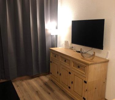 Eclose-Ouest Apartment | Cozy Appartement Alpe-d'Huez for 4 Guests - Pet Friendly