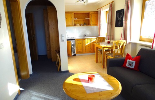 Oy Apartment | Eco-Friendly Appartement Alpspitz with Perfect 10/10 Rating