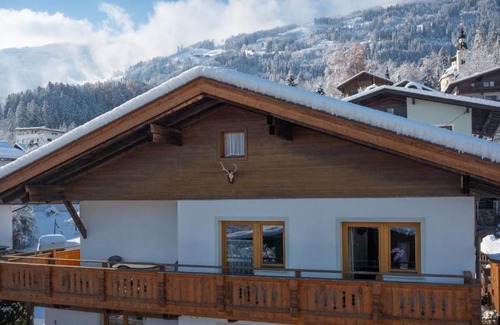 Fuegen Apartment | Family-Friendly Appartement Anja - Guest Rated 9.9/10