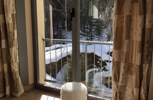 Sallanches Apartment | Experience Appartement "ARAVIS" with Spa and Hot Tub Access