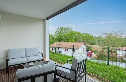Arcangues Apartment | Cozy Appartement Arcangues for 4 Guests in Ideal Location