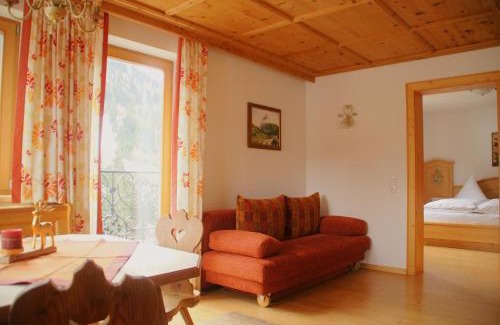 Sankt Anton am Arlberg Apartment | Exceptional Family Retreat at Appartement Ilse - Rated 10/10