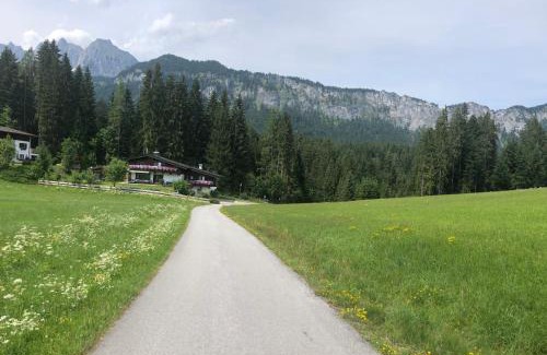 Sankt Johann in Tirol Apartment | Family-Friendly Appartement Wörgötter Evi with Kitchen Access