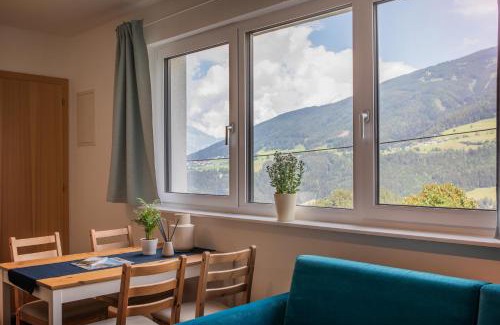 Schoenberg im Stubaital Apartment | Family-Friendly Appartement PIA with 8.9/10 Guest Rating