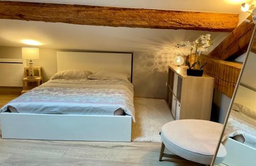 Perica - Village Apartment | Appartement atypique centre village