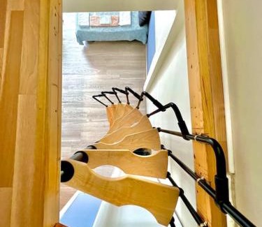 Fer a Cheval Apartment | Cozy Apartment by the River with Parking for Families