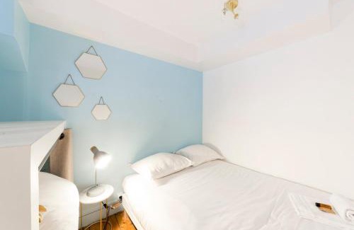 Puvis De Chavannes - Le Lycee Apartment | Central Apartment in the Vibrant 6th Arrondissement