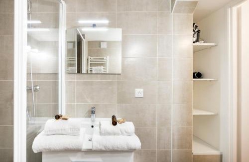 Puvis De Chavannes - Le Lycee Apartment | Central Apartment in the Vibrant 6th Arrondissement