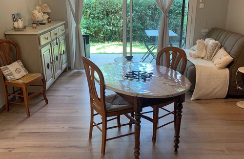 Aiguelèze Apartment | Relaxing Retreat at Domaine du Green with Pool and Spa