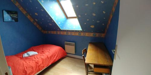 Bourbon-Lancy Apartment | Cozy Appartement au Gagne Petit Near Le Pal Park