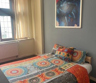 Quartier du Centre - Centrumwijk Apartment | Cozy Apartment Steps from Grand Place - Family & Pet Friendly
